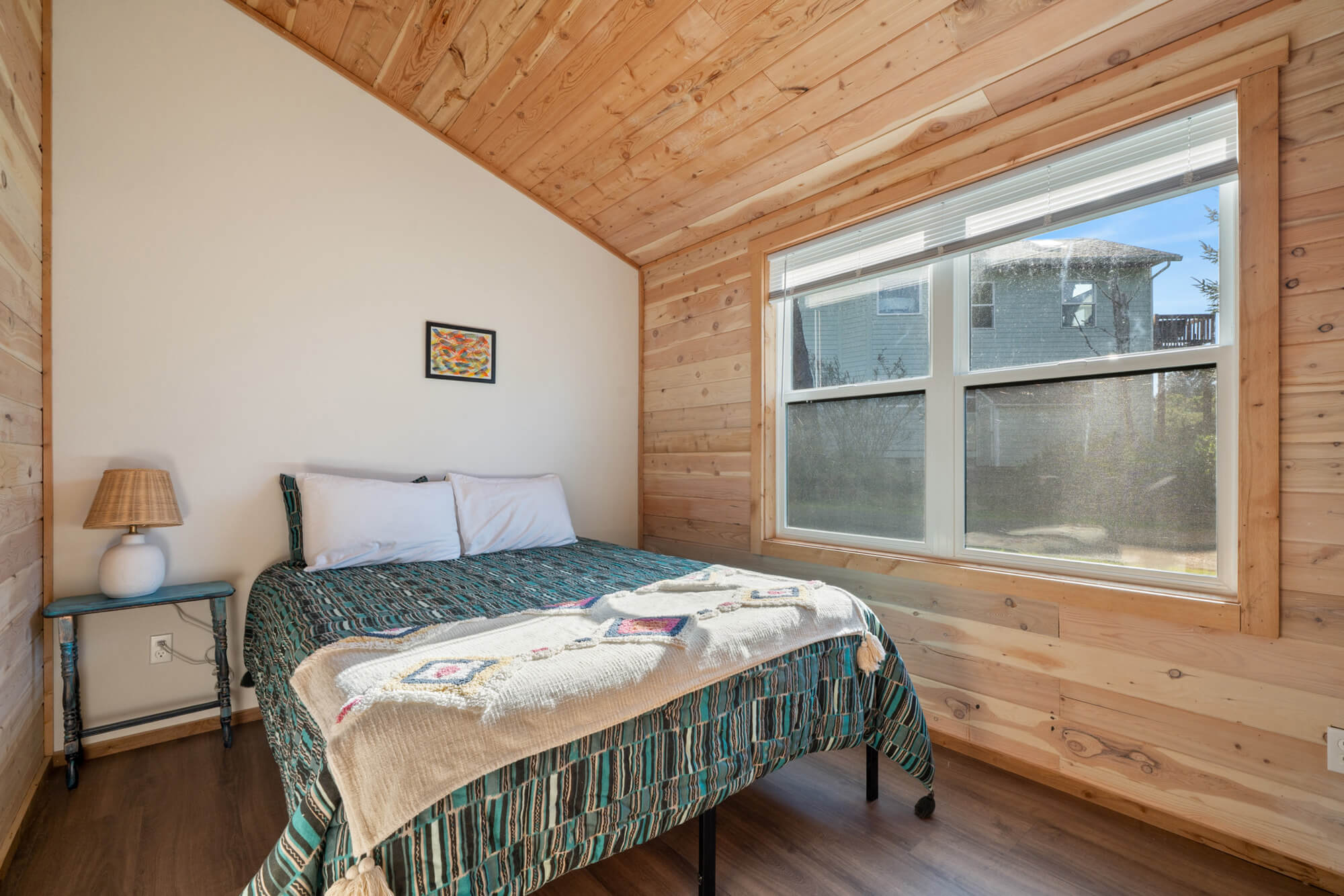 bedroom-netarts-oregon-vacation-rental